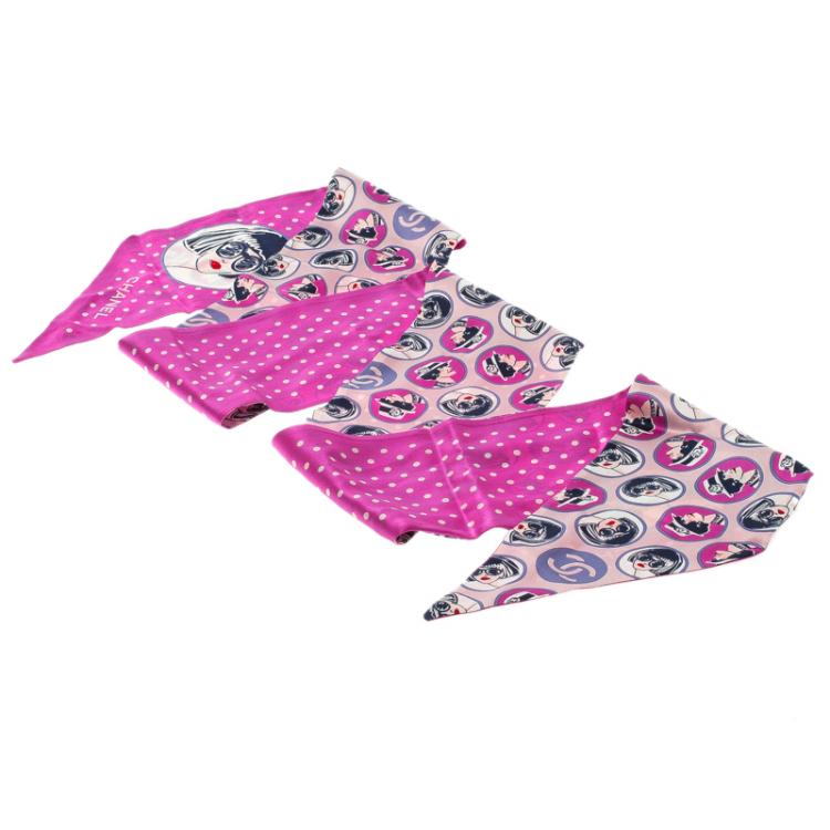 مملوكة مسبقًا Chanel Pink 'Coco' Motif Printed Silk Bandeau Scarf