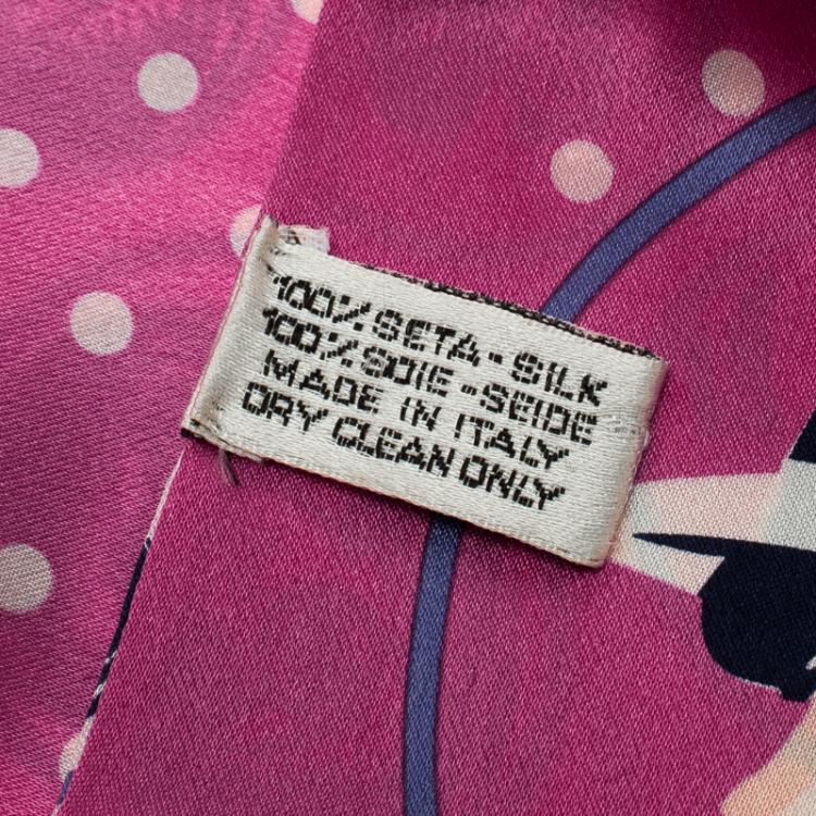 مملوكة مسبقًا Chanel Pink 'Coco' Motif Printed Silk Bandeau Scarf