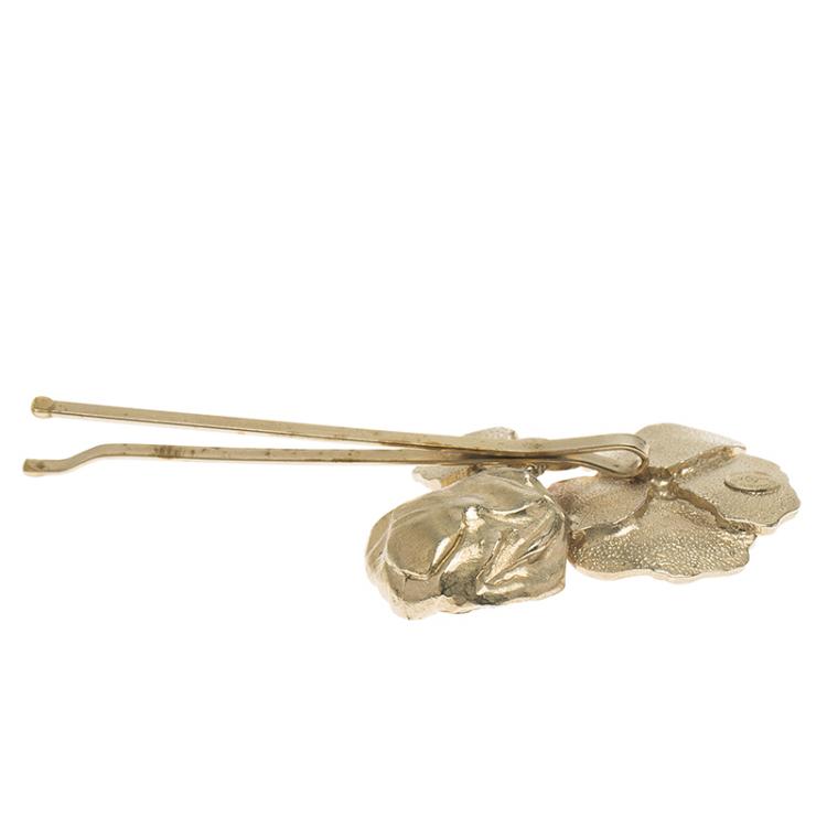 Pre Owned Chanel CC Camellia Enamel Gold Tone Hair Pin