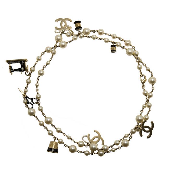 Chanel CC Silvertone Logo Black Enamel Double Logo Dangle Charm Belt  Necklace
