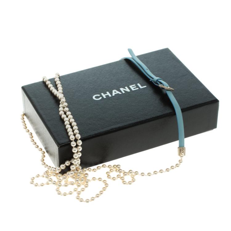 Pre Owned Chanel Faux Pearl and Leather Belt 