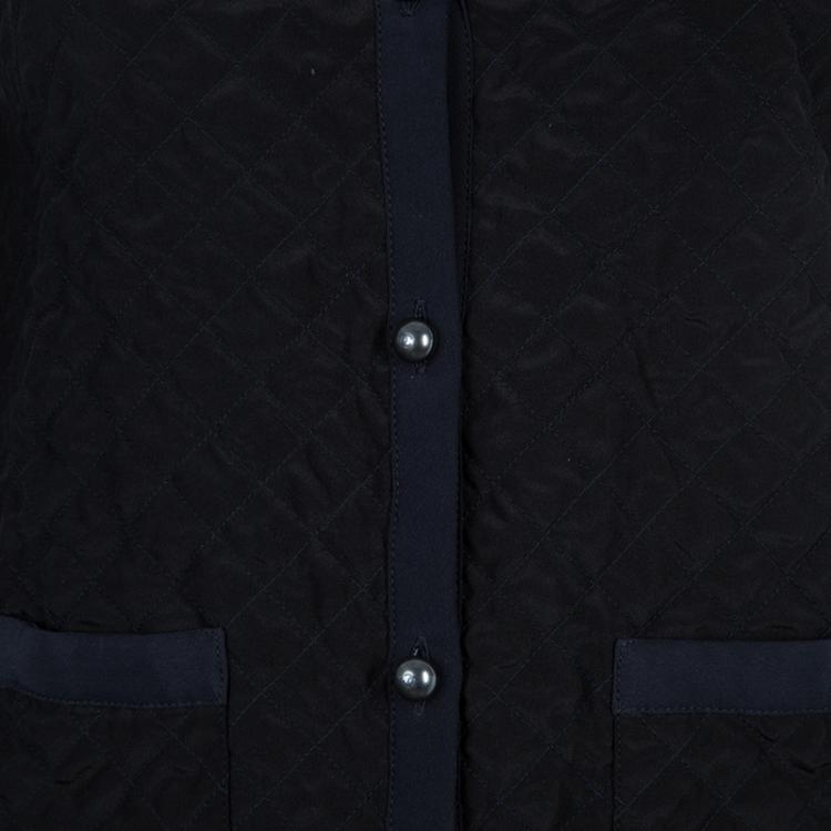 مملوكة مسبقًا Chanel Black Silk Quilted Jacket S