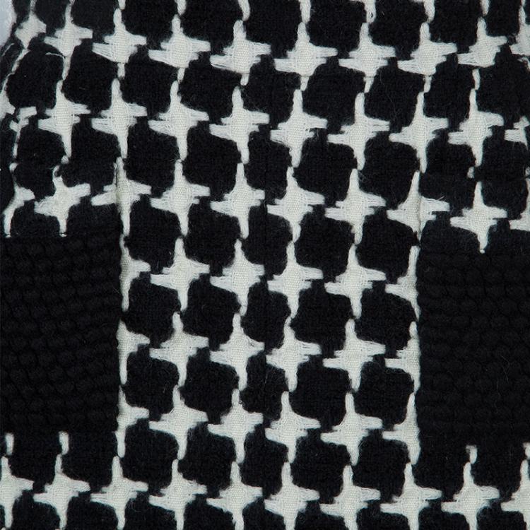مملوكة مسبقًا Chanel Monochrome Cashmere High Waist Houndstooth Skirt S