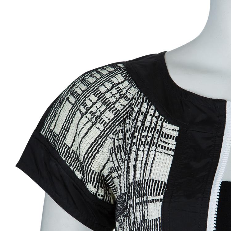 Pre Owned Chanel Monochrome Textured Short Sleeve Jacket S