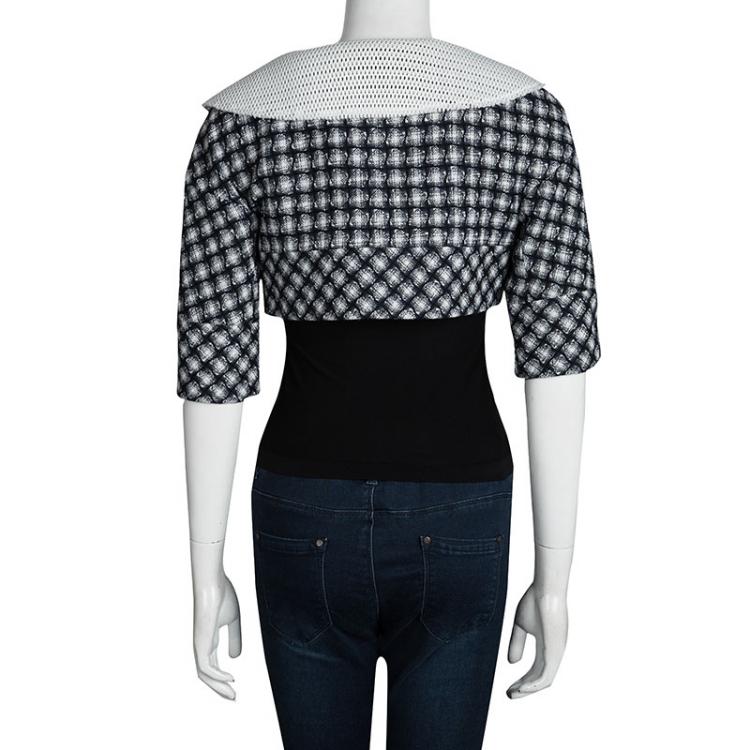 مملوكة مسبقًا Chanel Navy Blue and White Textured Bolero Jacket S