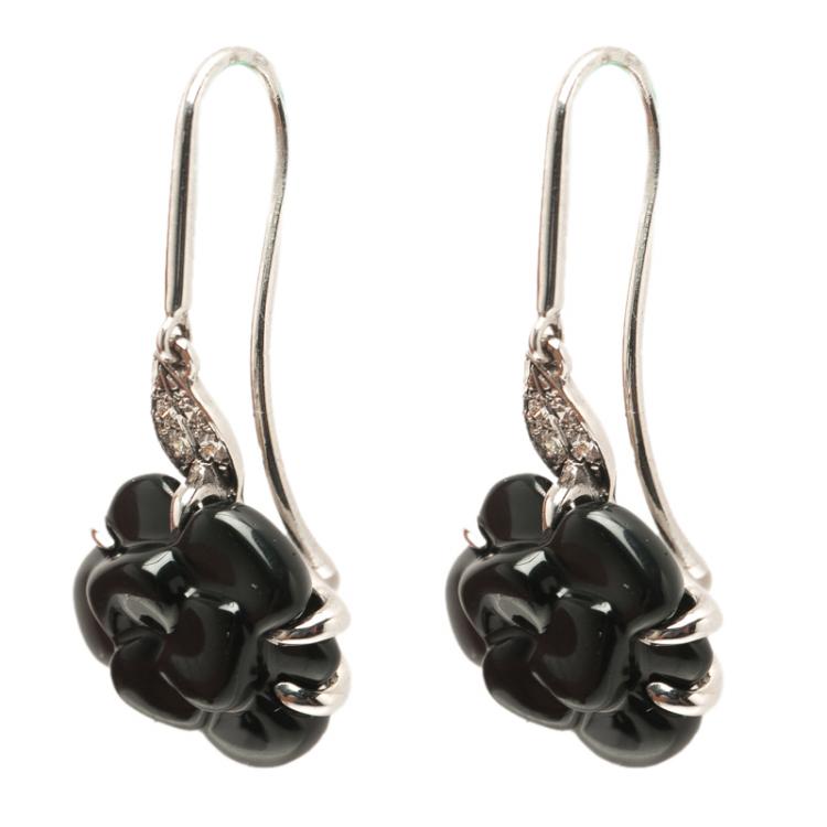 Pre Owned Chanel Camelia Onyx Sculpte Diamond 18k White Gold Hook Earrings
