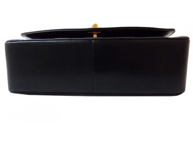 Pre Owned Chanel Black Lambskin Classic Single Flap Bag 