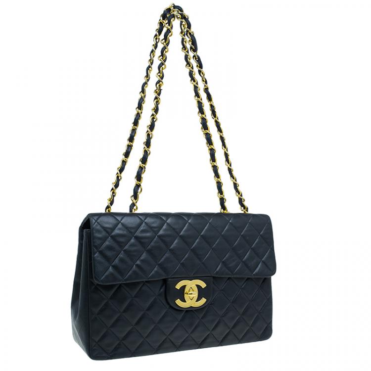 Pre Owned Chanel Black Quilted Lambskin Maxi Vintage Classic Single Flap Bag