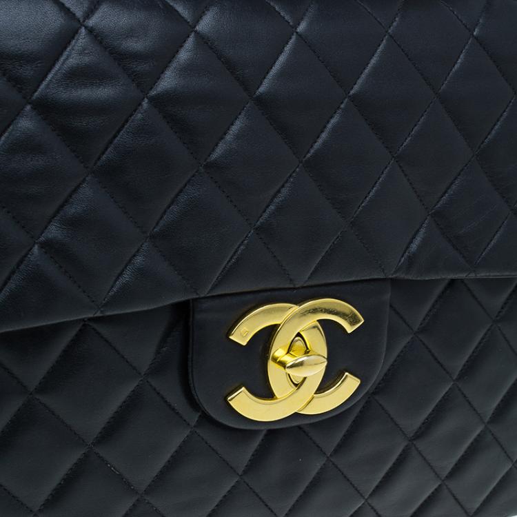 Pre Owned Chanel Black Quilted Lambskin Maxi Vintage Classic Single Flap Bag