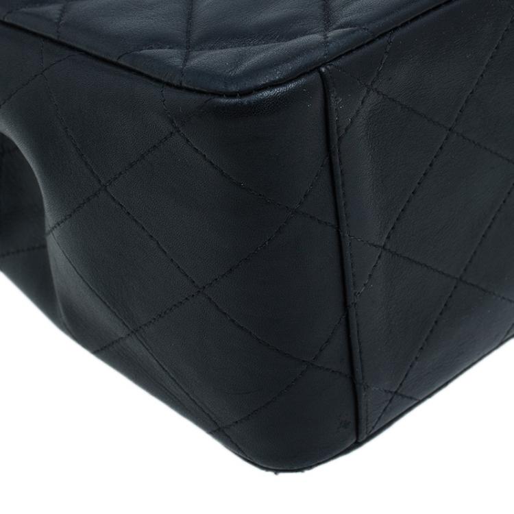 Pre Owned Chanel Black Quilted Lambskin Maxi Vintage Classic Single Flap Bag