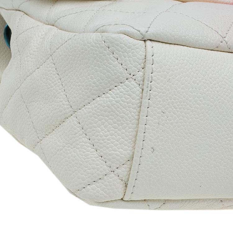 Pre Owned Chanel White/Red Quilted Caviar Leather Jumbo Ombre Single Flap Bag