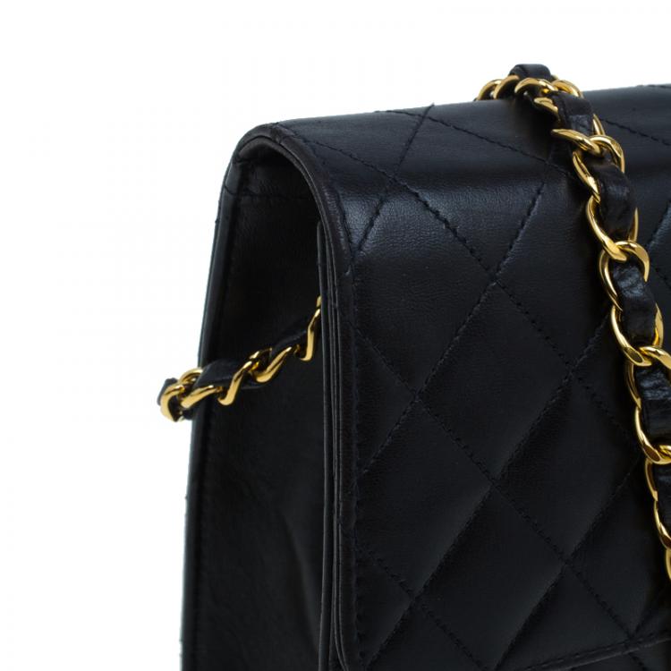 Pre Owned Chanel Black Lambskin Single Flap Shoulder Bag