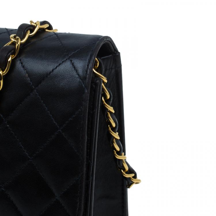 Pre Owned Chanel Black Lambskin Single Flap Shoulder Bag