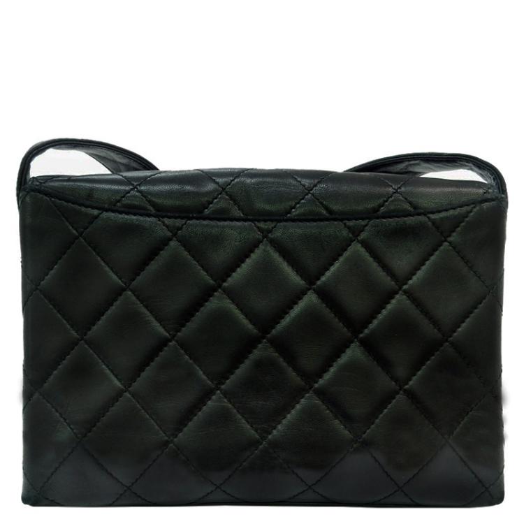 مملوكة مسبقًا Chanel Black Quilted Lambskin Vintage Flap Bag