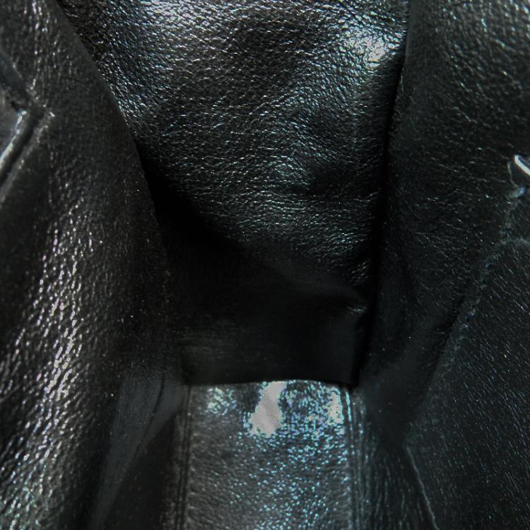 مملوكة مسبقًا Chanel Black Quilted Lambskin Vintage Flap Bag