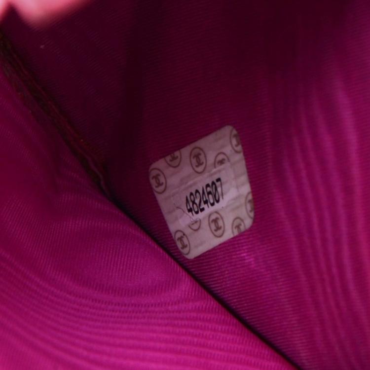 مملوكة مسبقًا Chanel Pink Caviar Leather Bi-fold Wallet