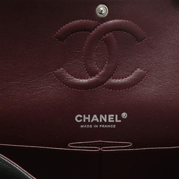 Pre Owned Chanel Black Quilted Caviar Classic Medium Single Flap Bag