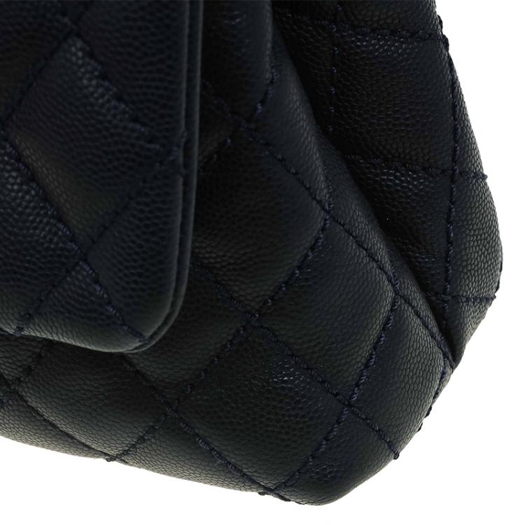 مملوكة مسبقًا Chanel Navy Blue Quilted Caviar Leather Small Lizard Handle Coco Flap Bag