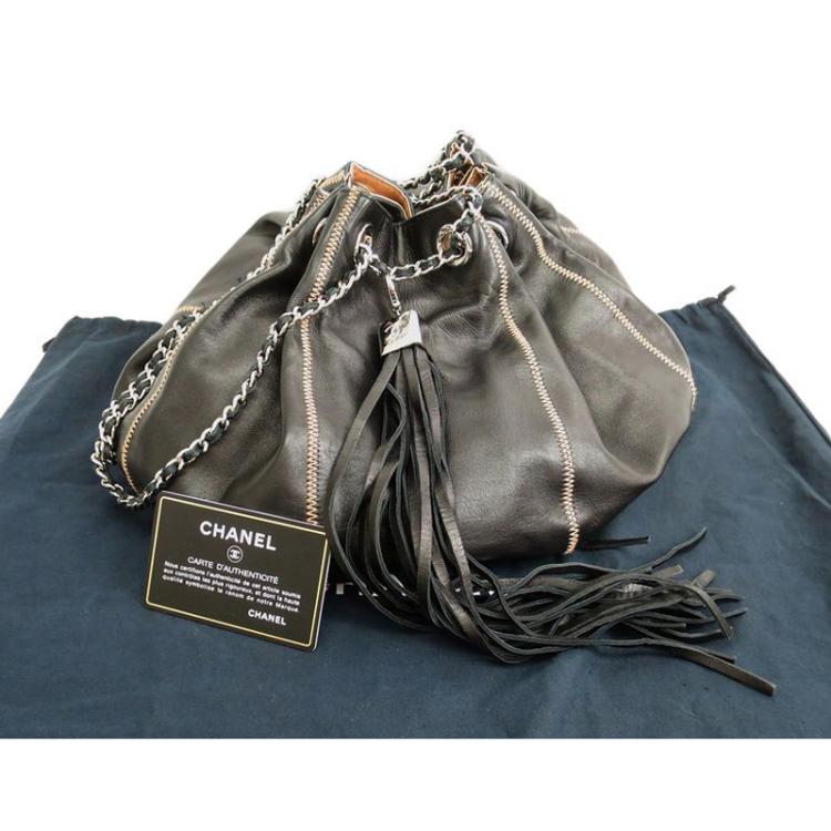 Pre Owned Chanel Black Lambskin Leather Drawstring Hobo