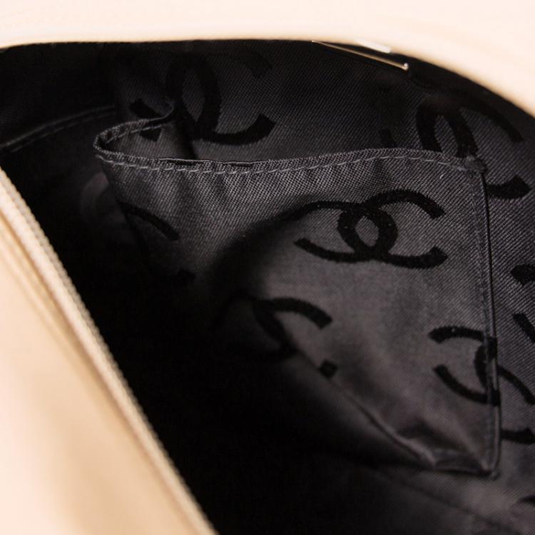 مملوكة مسبقًا Chanel Beige/Black Quilted Leather Large Ligne Bowler Bag