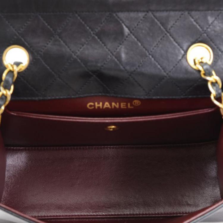 Pre Owned Chanel Black Lambskin Vintage Flap Bag
