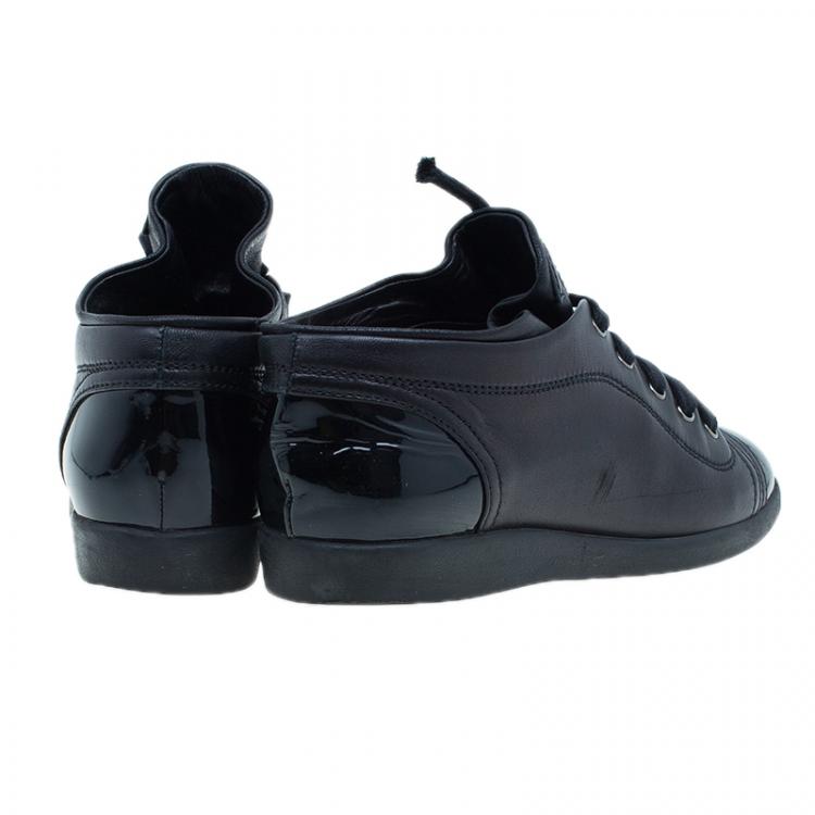 Pre Owned Chanel Black Patent Leather CC Sneakers Size 37.5
