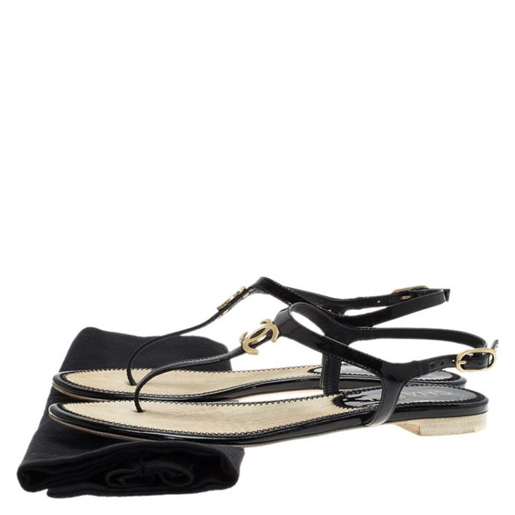 chanel logo thong sandals