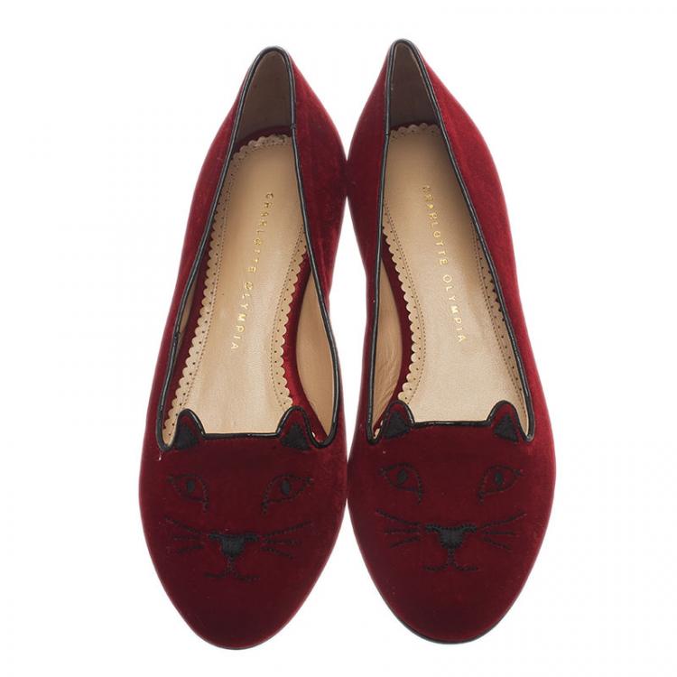 Pre Owned Charlotte Olympia Red Kitty Embroidered Velvet Smoking Slippers Size 39