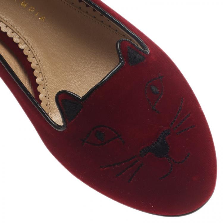 Pre Owned Charlotte Olympia Red Kitty Embroidered Velvet Smoking Slippers Size 39