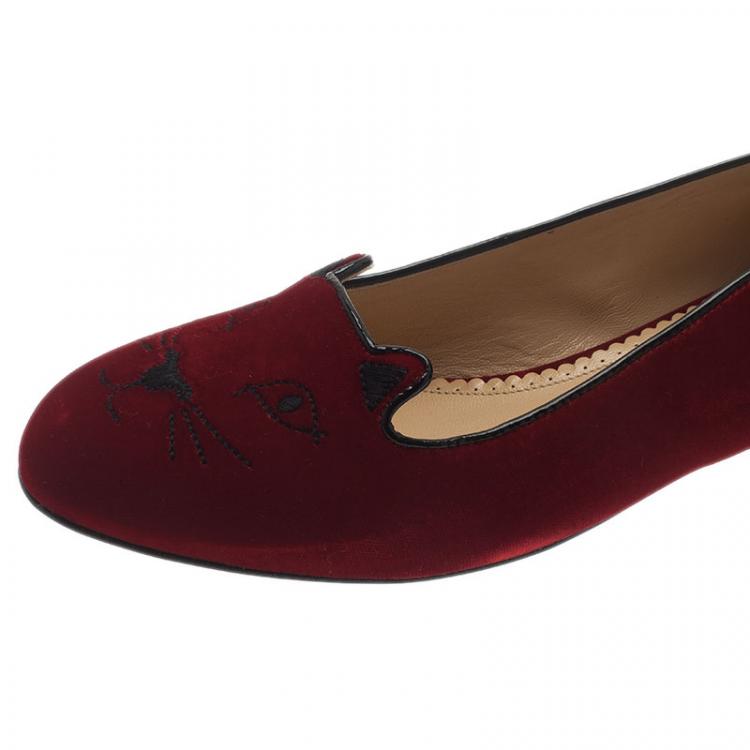 Pre Owned Charlotte Olympia Red Kitty Embroidered Velvet Smoking Slippers Size 39
