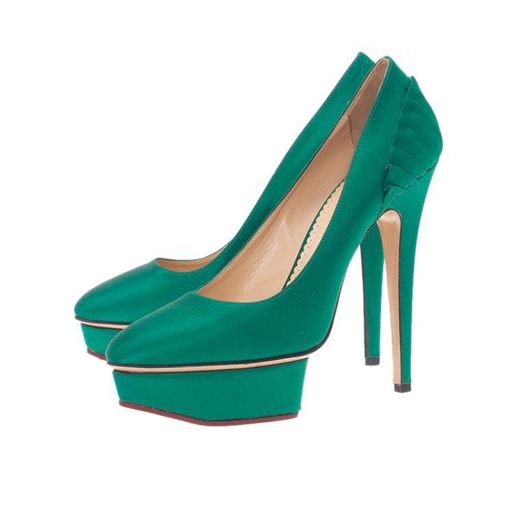 Pre Owned Charlotte Olympia Green Paloma Fan-Pleat Satin Pumps Size 38.5 