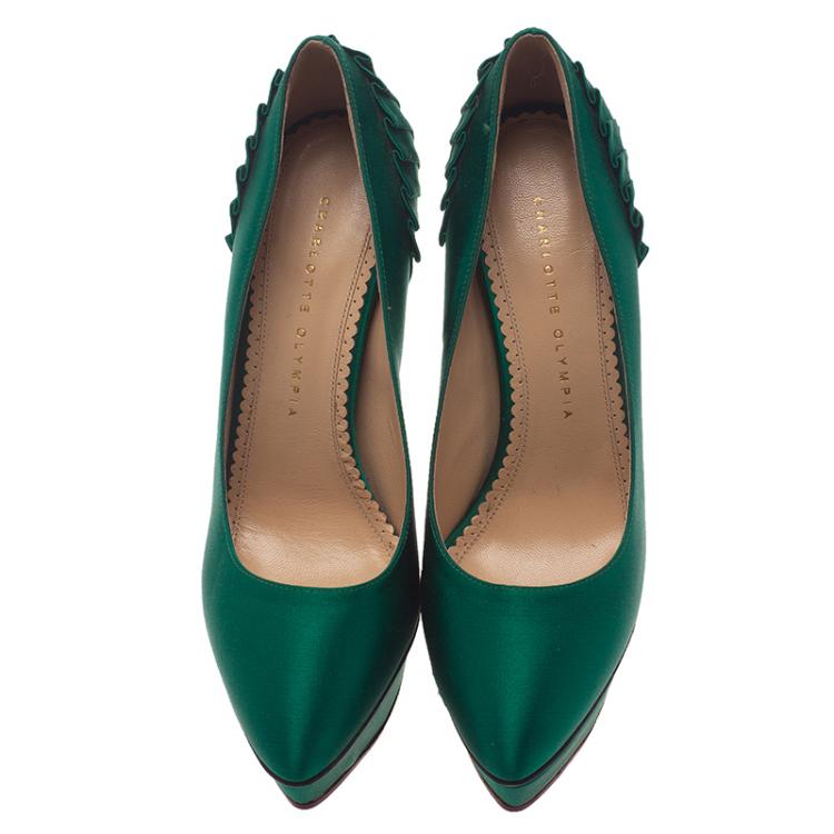 Pre Owned Charlotte Olympia Green Paloma Fan-Pleat Satin Pumps Size 38.5 