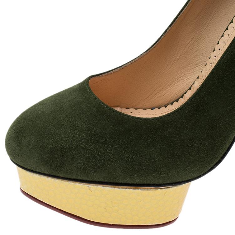 مملوكة مسبقًا Charlotte Olympia Green Suede Dolly Platform Pumps Size 40