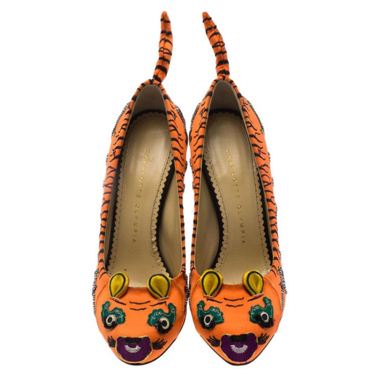 Pre Owned Charlotte Olympia Orange Embellished Satin Tiger Tiger Pumps Size 36