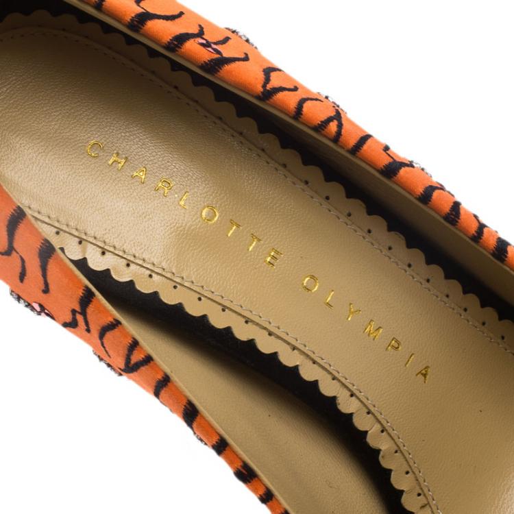 Pre Owned Charlotte Olympia Orange Embellished Satin Tiger Tiger Pumps Size 36