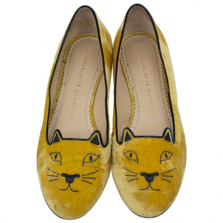 Pre Owned Charlotte Olympia Yellow Kitty Embroidered Velvet Smoking Slippers Size 37.5 