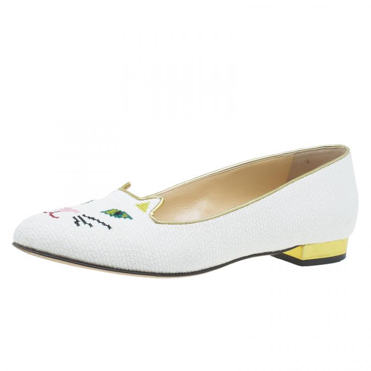 Pre Owned Charlotte Olympia White Raffia Kitty Smoking Slippers Size 39