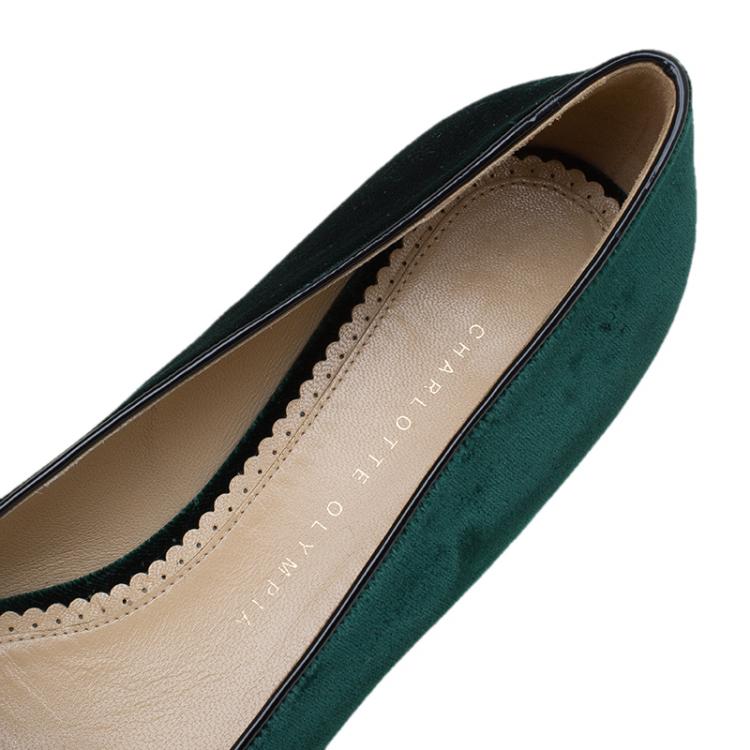 Pre Owned Charlotte Olympia Green Velvet Kitty Smoking Slippers Size 40