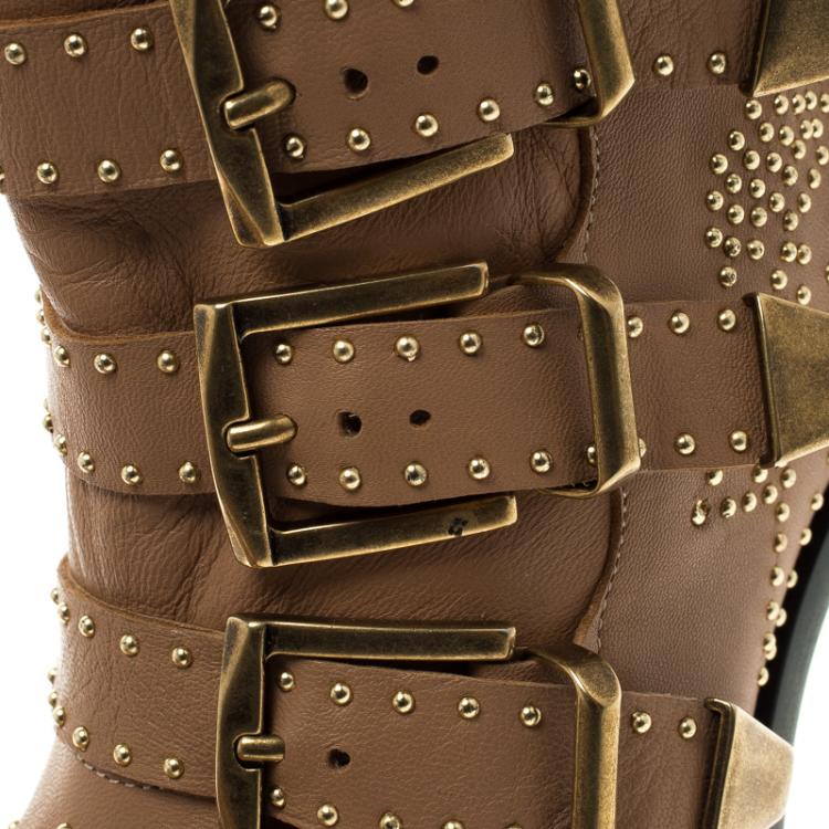 مملوكة مسبقًا Chloe Beige Studded Leather Suzanna Ankle Boots Size 38