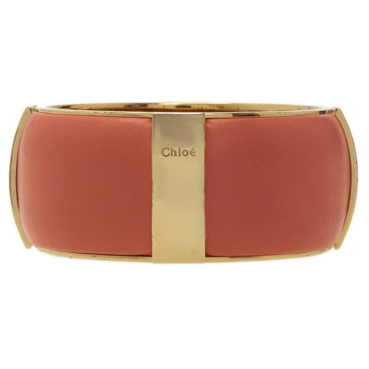 مملوكة مسبقًا Chloe Pink Leather Gold Tone Bangle Bracelet