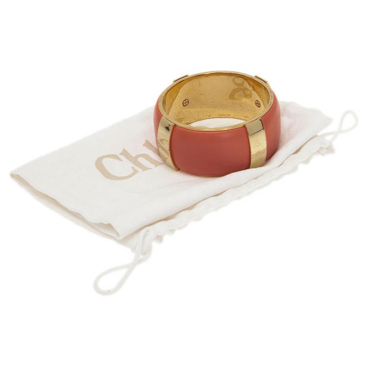مملوكة مسبقًا Chloe Pink Leather Gold Tone Bangle Bracelet