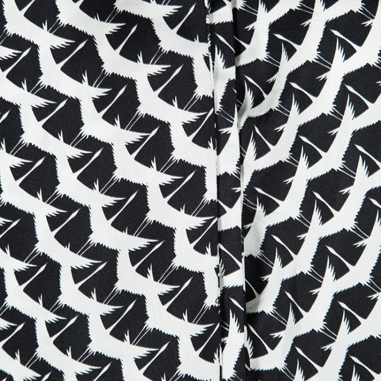Pre Owned Chloe Monochrome Bird Print Silk Neck Tie Detail Blouse M 