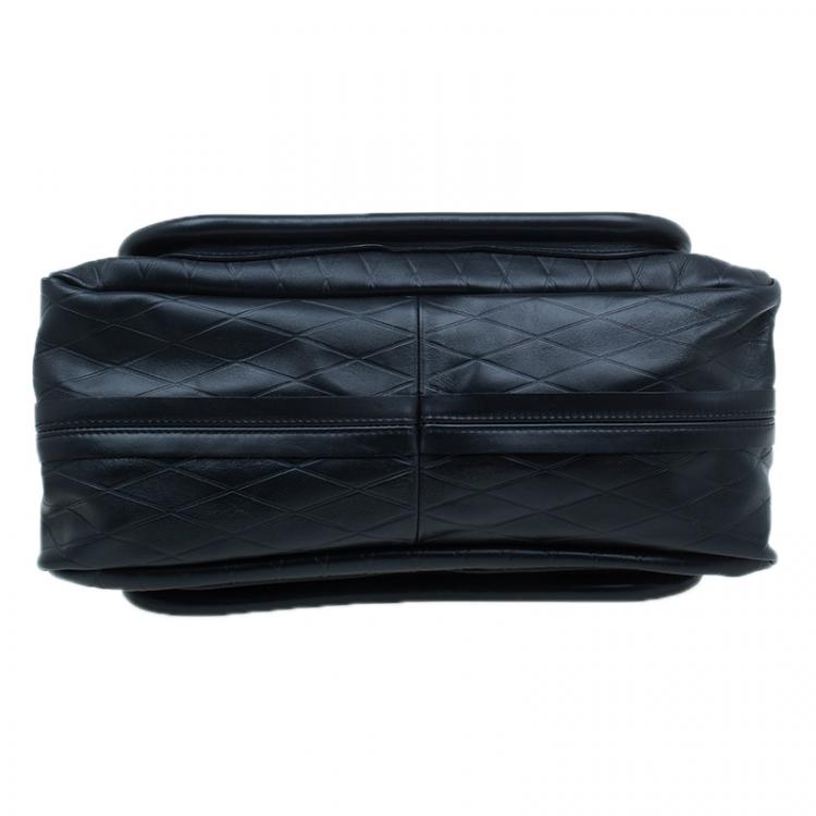 Pre Owned Chloe Black Quilted Leather Medium Paraty Bag