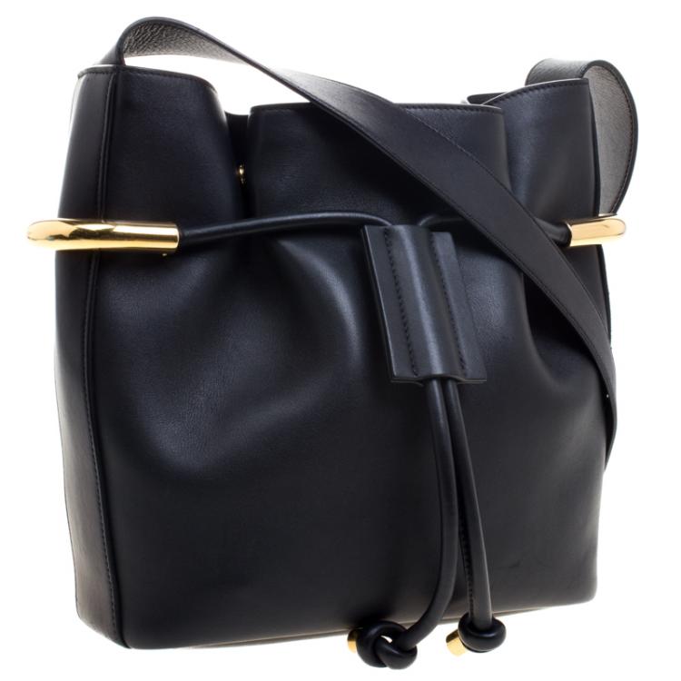 Pre Owned Chloe Black Leather Emma Drawstring Shoulder Bag