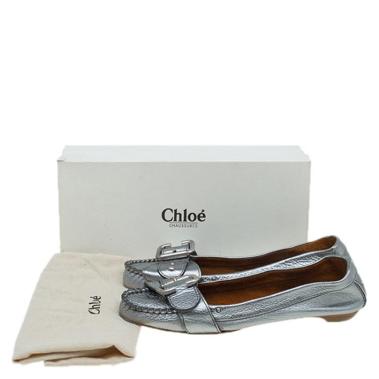 Pre Owned Chloe Metallic Silver Leather Buckle Detail Moccasins Size 38.5