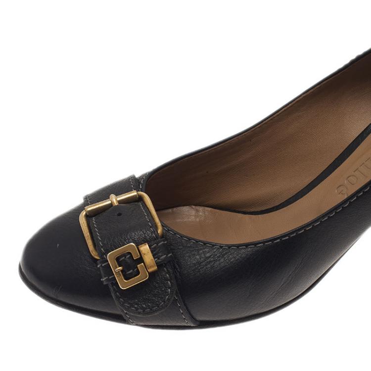 Pre Owned Chloe Black Leather Gold Buckle Pumps Size 39.5