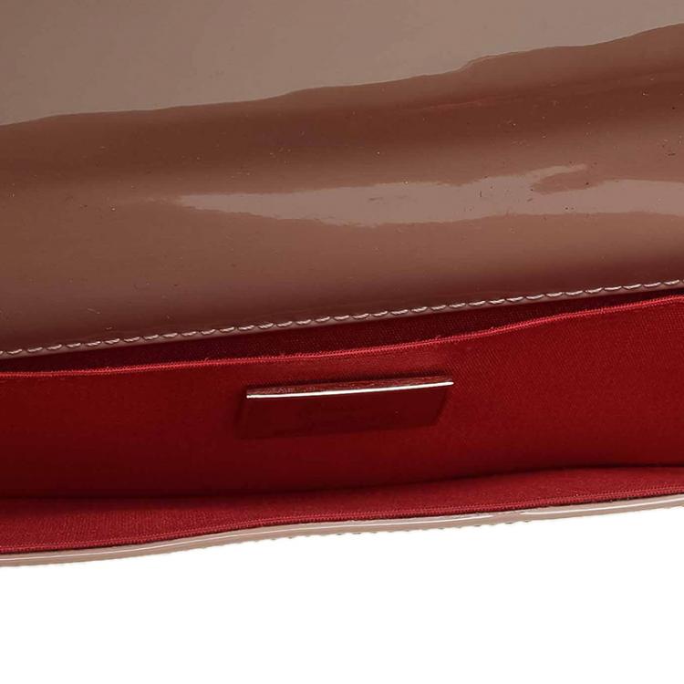 Pre Owned Christian Louboutin Nude Patent Leather Pigalle Clutch