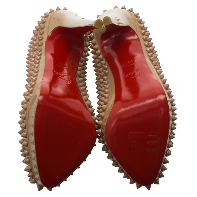 Pre Owned Christian Louboutin Beige Patent Alti Spikes Platform Pumps Size 37.5