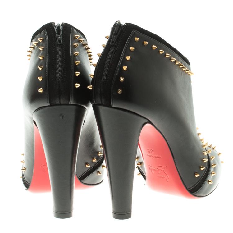 مملوكة مسبقًا Christian Louboutin Black Spiked Leather Carapachoc Peep Toe Ankle Boots Size 38