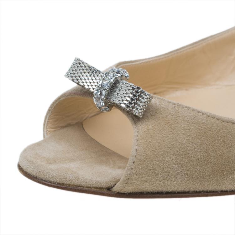 Pre Owned Christian Louboutin Beige Suede Embellished Bow Detail Peep Toe Flats Size 38.5